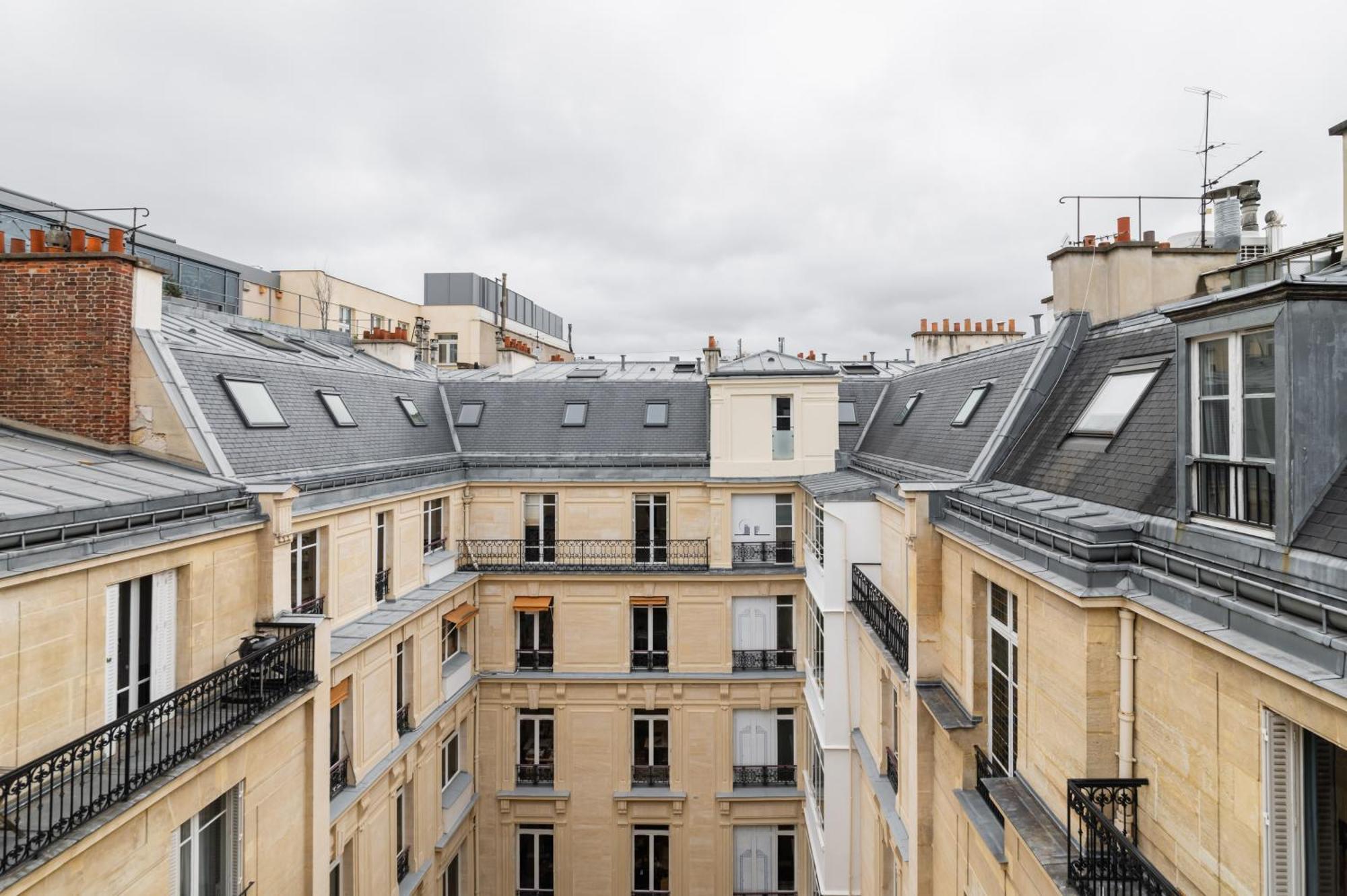 Brand New Luxury Flat In Champs Elysees - Triangle D'or * Parijs